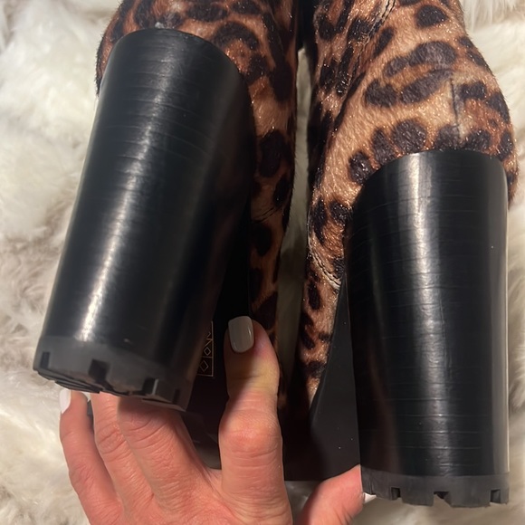 Aldo Bodelva Leopard Bootie - Picture 4 of 6